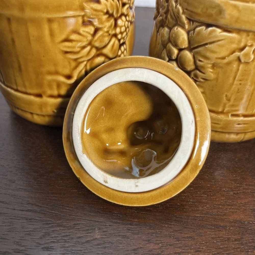 Vtg‎ Japan Ceramic Cream & Sugar Set Brown Barrell Harvest MCM Cottage Farmhouse